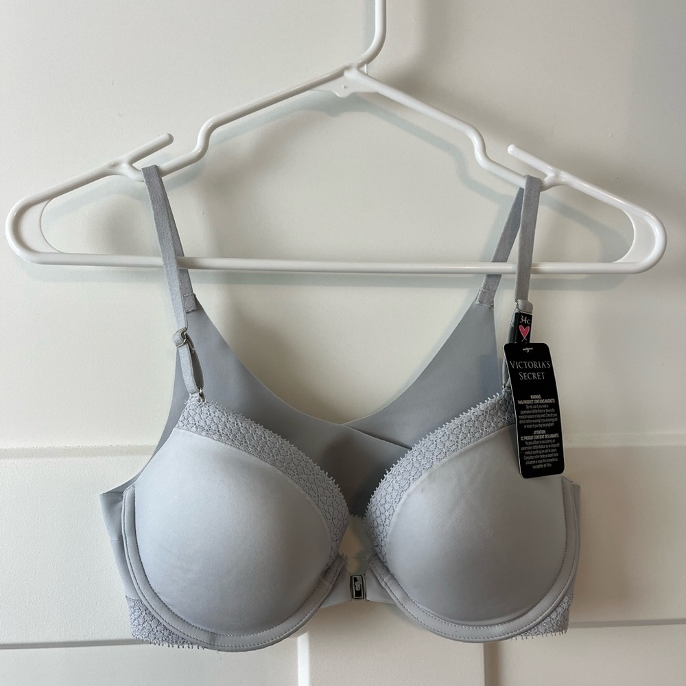 NWT Victorias Secret Periwinkle Bra Size 34C